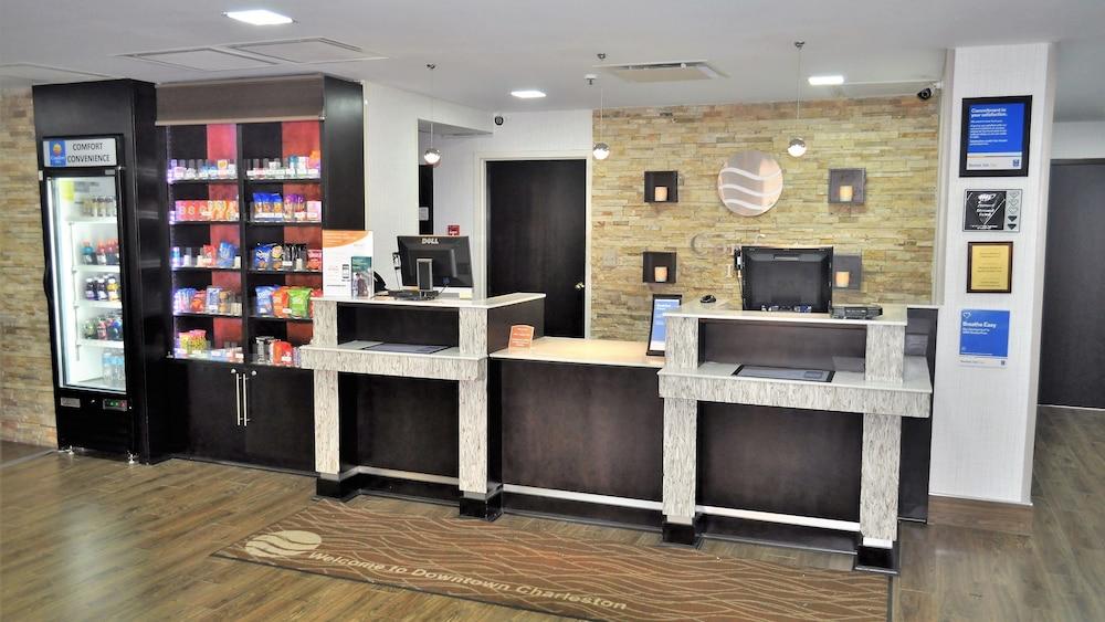 Comfort Inn Downtown Чарльстон Экстерьер фото